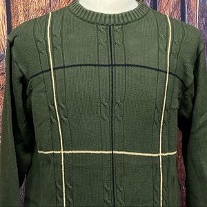 💥2/$15 sweater sale. Oscar De La Renta green